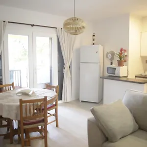 Apartamento Con Encanto En Residencial Con Piscina, Cala En Porter (Menorca)